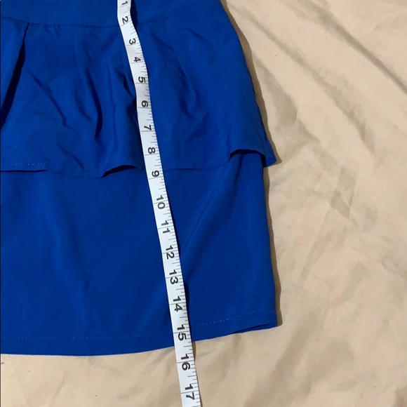 BUNDLE 2 ITEMS FOR $10 Blue Ohvola Layered Skirt size Medium - Picture 7 of 8